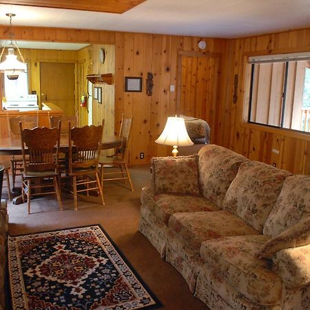 9S Pine Cabin South Wawona Exterior photo